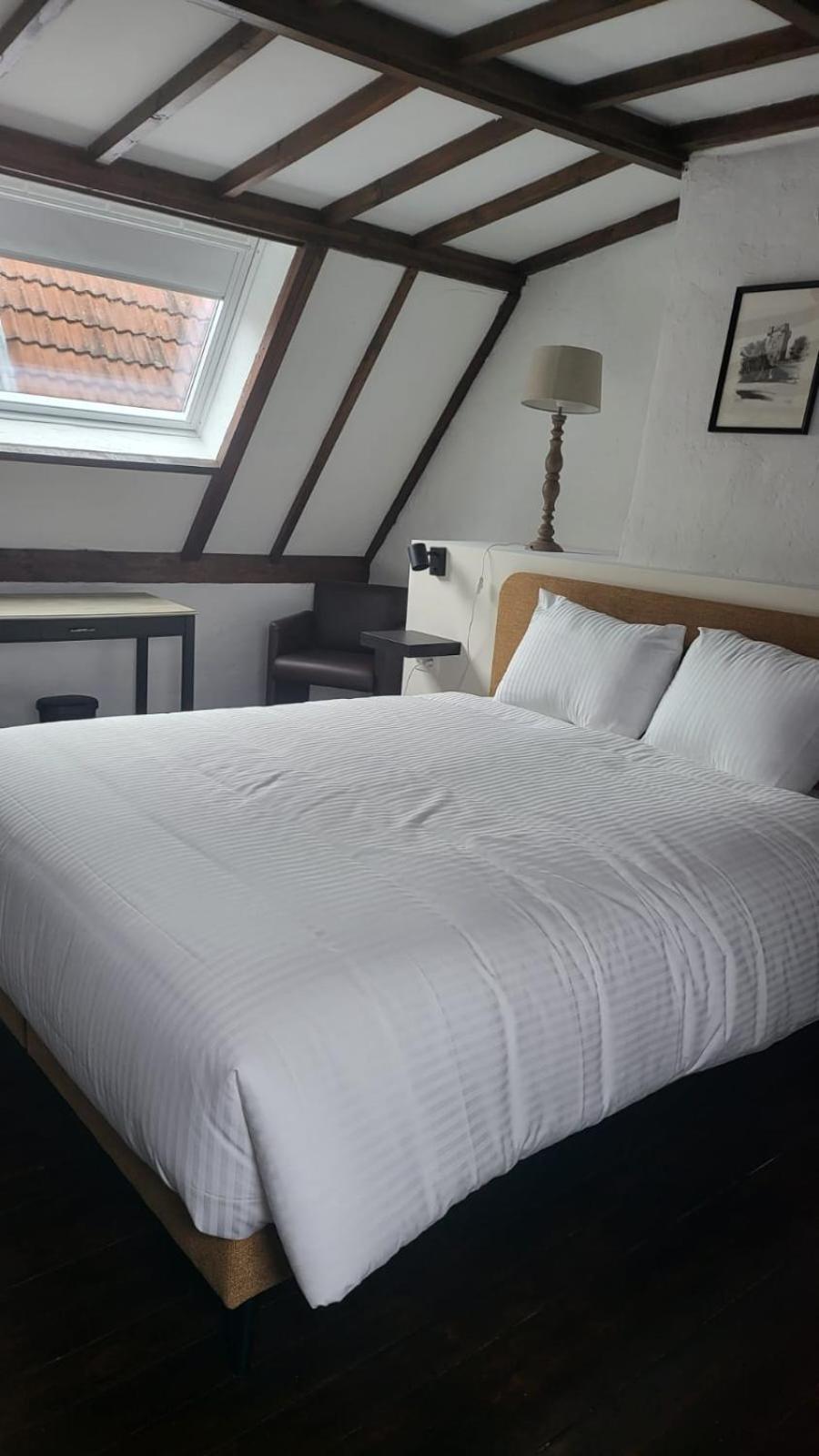 De Pelgrim Hotel Tongeren Buitenkant foto