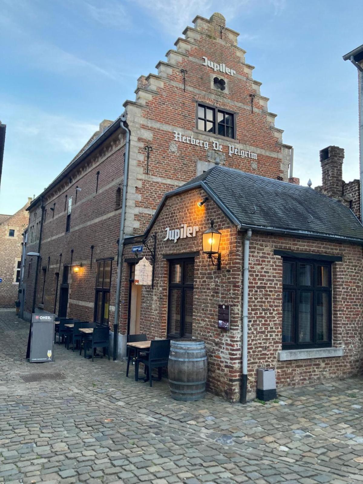 De Pelgrim Hotel Tongeren Buitenkant foto